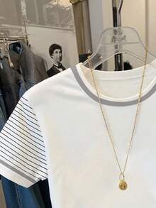 Resyla 女士圆领短袖休闲条纹T恤，百搭日常穿搭，夏季 - 白色 - 查看 3