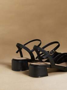 Rosivie French Retro Gentle Strap Shoes Women's New Spring Thick Heel Brown Commuter Closed Toe Sandals - Black - View 4