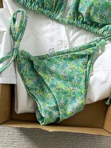 Swim Mod Conjunto de bikini con collar de cuentas con estampado aleatorio para mujer, primavera/verano - Multicolor - Ver 6