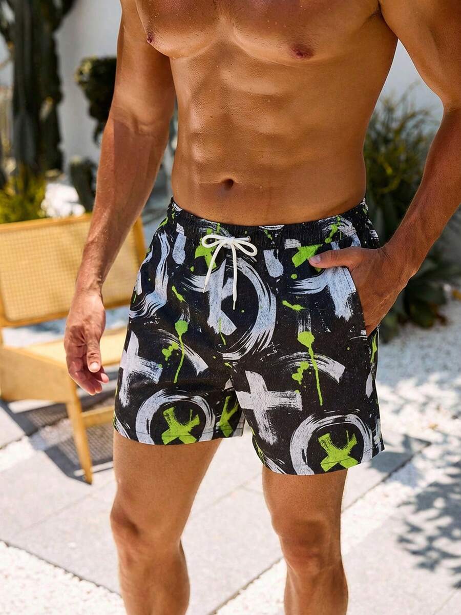 Manfinity Swimmode 男士交叉印花抽绳腰带时尚休闲沙滩短裤 - 黑色 - 查看 1