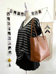 Resyla 女士休闲条纹V领短袖T恤，夏季 - 彩色 - 查看 3