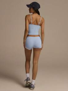 Fluxe Conjunto de 2 piezas de ropa deportiva con camiseta de tirantes con encaje y shorts para mujer - Celeste - Ver 6