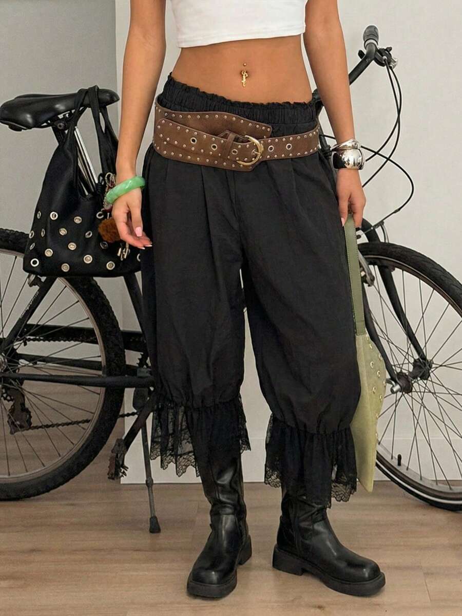 Muchica Damskie spodnie 7/8 z elastyczną talią i koronką kontrastową - Czarne - Zobacz 1