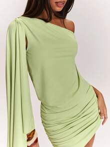 SHEIN BAE Spring & Summer Solid Green Asymmetrical Shoulder Ruffle Trim Backless Bodycon Dress, Vacation Dress, Sexy Dress, Green Dress - Green - View 6