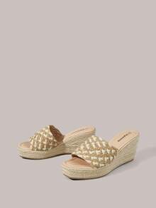 Styleloop Women's Slope Heel Platform Sandals, Hemp Rope Thick-Soled Small Square Toe Hemp Rope Surface Holiday Sandals, Holiday Wear, A Must For Travel - Off-white - View 2