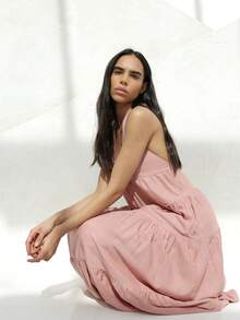 KSTM Đầm maxi xếp tầng cổ yếm dành cho nữ với đường viền cổ chữ V sâu và thiết kế hở lưng, thích hợp cho các sự kiện cưới mùa hè. - Màu xanh Bạc hà - Xem 6