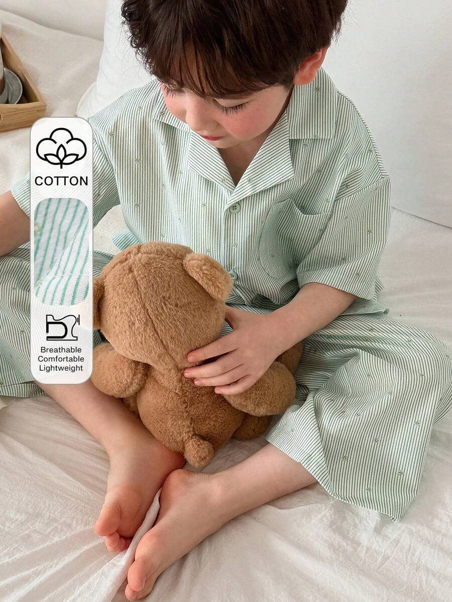Dazy Kids 男童条纹印花口袋前开襟短袖上衣和裤子睡衣套装 - 綠色 - 查看 1