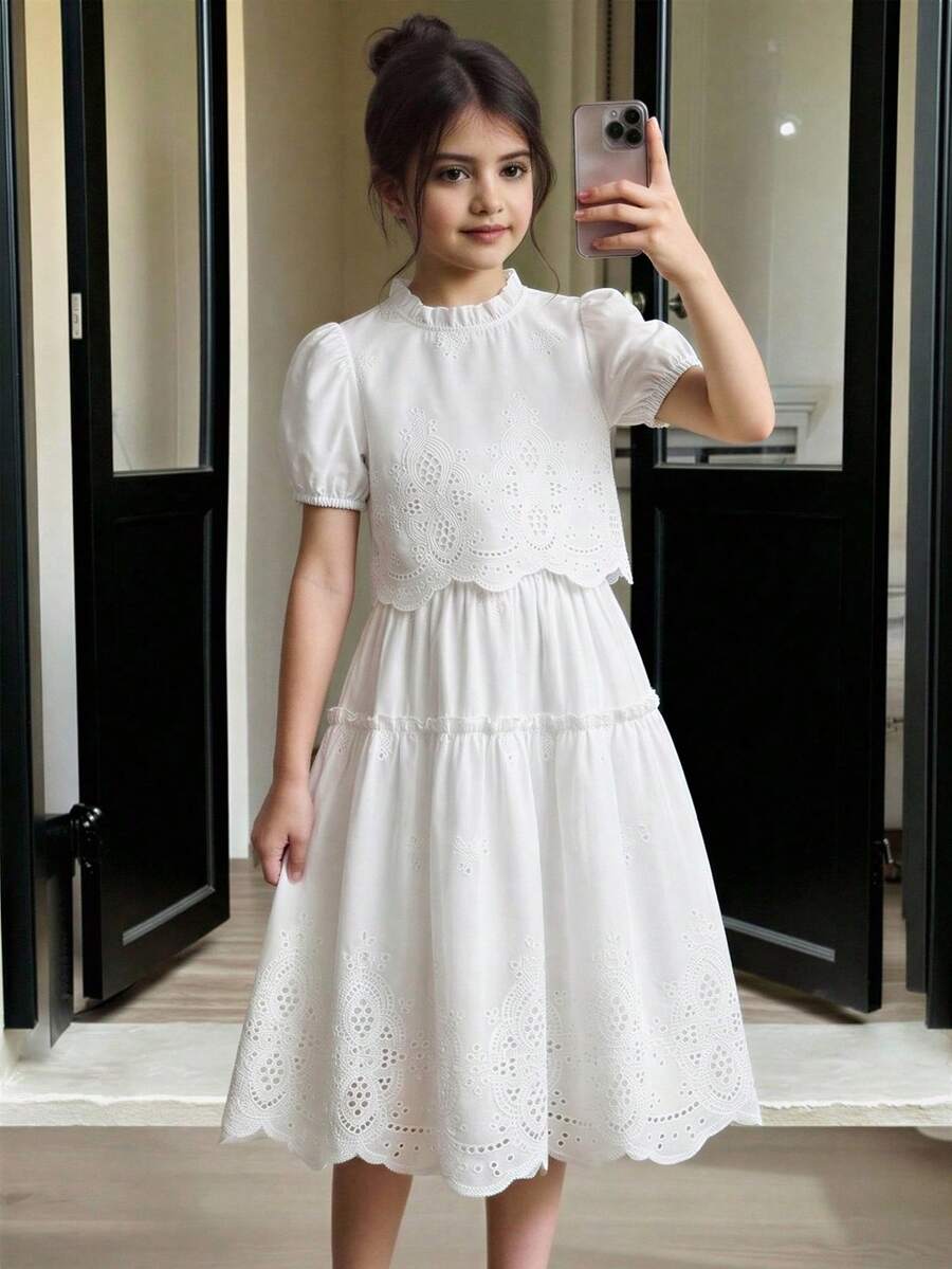 中达童装春夏韩版时尚短袖森林风西式上衣搭配简约百搭半裙套装,非常适合度假、朋友聚会和休闲穿着,打造舒适轻松的造型。简约的设计兼顾舒适与时尚。 - 白色 - 查看 1