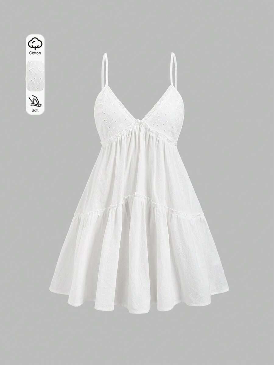 Sweetra 优雅法式浪漫少女风弹力蕾丝设计度假连衣裙，百搭白色短款俏皮连衣裙，适合夏季穿着 - 白色 - 查看 1