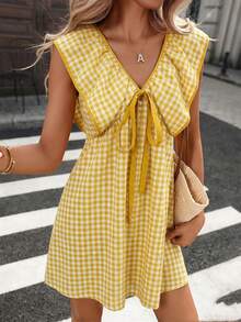 Pariaura 清新甜美黄白格纹连衣裙 - 荷叶边蝴蝶结V领俏皮春夏迷你连衣裙 复古俏皮黄白格纹连衣裙 - 荷叶边系带V领时尚春夏迷你连衣裙 优雅清新黄白格纹连衣裙 - 荷叶边蝴蝶结V领修身春夏迷你连衣裙 - 黃色 - 查看 3
