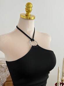 SHEIN PETITE 女士金属环带迷你连衣裙，设计细节 - 黑色 - 查看 4