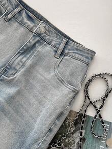 Elamini 中腰红色刺绣蝴蝶结水洗七分牛仔裤 - 淺色水洗藍 - 查看 3