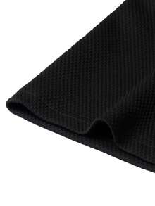 Manfinity Bizformal 男士翻领短袖 Polo 衫，针织钩编面料，黑色男士 Polo 衫，休闲男士 Polo 衫，适合送给丈夫、男友或朋友的礼物，适合日常外出、朋友聚会和休闲周末穿着，INS 热销百搭单品 - 黑色 - 查看 6