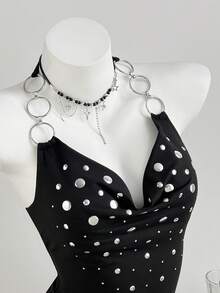 Elamini Top sin mangas casual de mujer con hebilla de rhinestone en el cuello halter, top negro con tachuelas, top gótico con rhinestones, top de estilo rock para mujer en verano - Negro - View 3