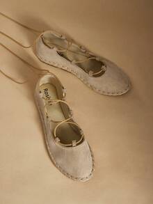 Rosivie 女士休闲系带平底凉鞋，度假百搭 - 杏色 - 查看 1