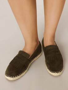 Styleloop Women's Casual Flat Slip-On Shoes With Tassel Design, For Daily Wear Holiday Travel Essential Boho Cowgirl Outfit - Dark Green - View 6