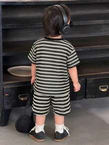 DAZY Baby Boy Round Neck Short Sleeve Casual T-Shirt And Shorts Set Summer Toddler - Black - View 2