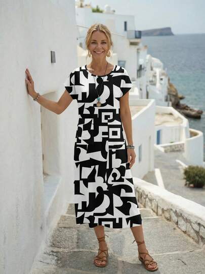 EMERY ROSE Women's Round Neck All-Over Print Casual Party & Travel Dress