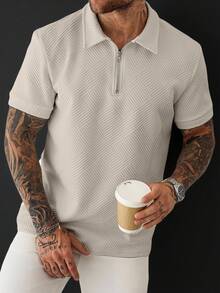 Manfinity Homme 男士純色落肩短袖半拉鍊休閒夏季 Polo 衫，正式款 - 卡其色 - 查看 7