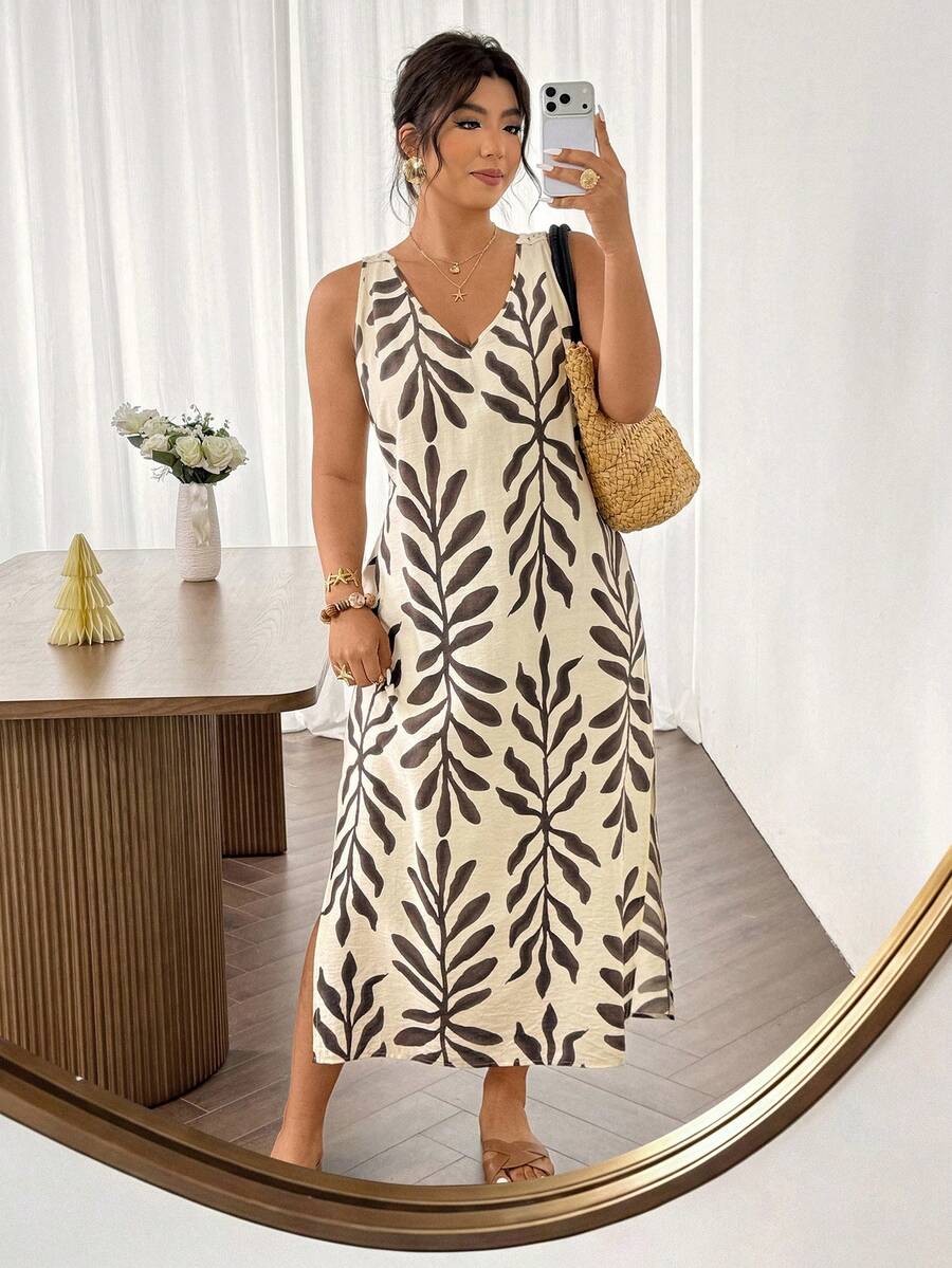 SHEIN Frenchy 大码休闲度假V领蕾丝拼接开衩连衣裙 - 杏色 - 查看 1