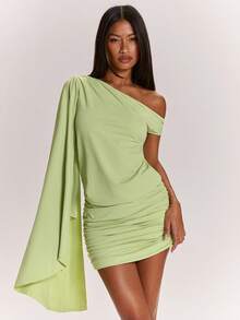 SHEIN BAE Spring & Summer Solid Green Asymmetrical Shoulder Ruffle Trim Backless Bodycon Dress, Vacation Dress, Sexy Dress, Green Dress - Green - View 5