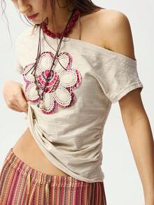 Bohemela Áo thun nữ dệt kim tay ngắn, vai lệch, kiểu dáng thường ngày. - Màu be - Xem 1