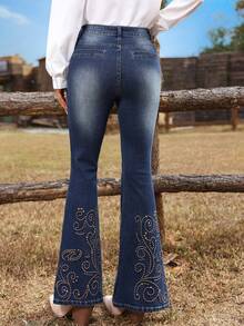 Breezaya Vintage Beaded Embroidery Mid-Waist Flare Jeans - Blue - View 2
