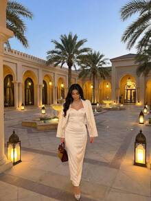 Aloruh Vestido de satén largo y elegante para el Día de San Valentín con cuello cuadrado, cuello con forma de corazón, encaje y manga larga transparente para mujer, vestido blanco para el Día de San Valentín - Blanco - Ver 2