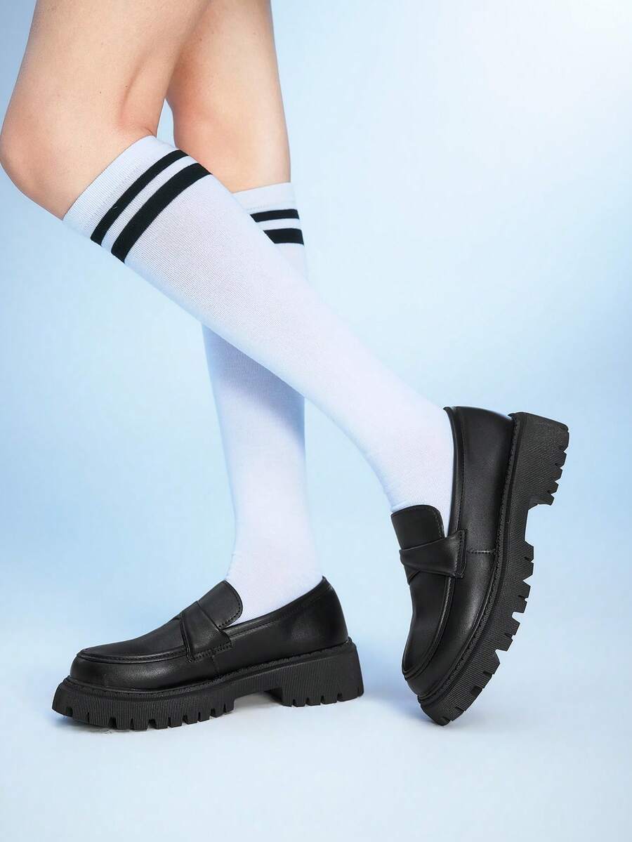 Sugerpunk Women's Versatile Fashion Flat Shoes For Daily Wear - Black - View 1