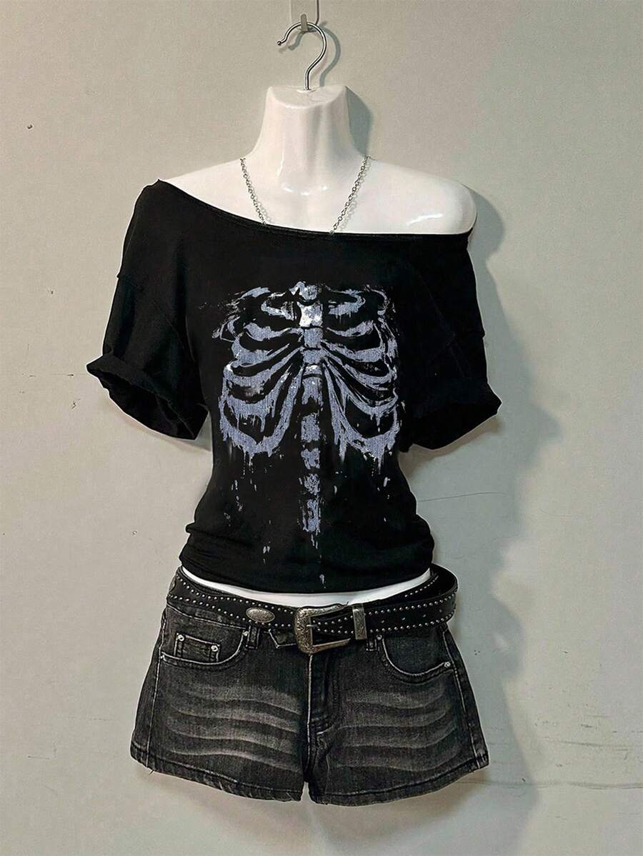 SHEIN EZwear 休闲简约骷髅印花落肩女式T恤，适合夏季 - 黑色 - 查看 1