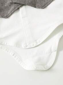 SHEIN 3件套新生男宝宝绅士套装：休闲背心、长袖衬衫连体衣、休闲裤。适合生日派对、锐舞派对、晚宴、演出、婚礼、满月庆祝、一周岁派对、婚礼宾客、迎婴派对、洗礼等场合。 - 彩色 - 查看 8