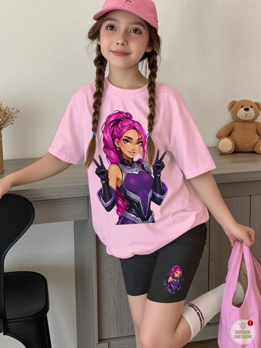 Conjunto de 2 peças para meninas pré-adolescentes, composto por camiseta de manga curta e shorts com estampa de personagens de K-Pop, ideal para o verão e para o dia a dia. Perfeito para fãs de K-Pop. - Multicolorido - Ver 1