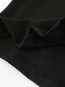 SHEIN GraphicGems 6件套男童休闲时尚创意个性清新简约字母印花短袖T恤和短裤套装，舒适日常穿着，适合春、夏、秋季穿着。 - 彩色 - 查看 5