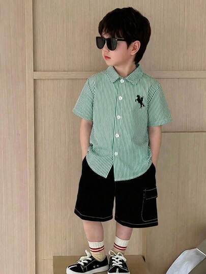 SHEIN 1 Piece Young Boys Boys Casual College Comfortable Fashion Simple Practical Versatile Striped Lapel Short-Sleeved Shirt Suitable For Kids Outfits Young Boy Clothes Back To School Boys Set Suitable For Birthday Parties, Evening Parties, Performances, Weddings, Baptisms, Opening Ceremonies Daily Suitable For Daily Use Suitable For School Suitable For Travel Suitable For Sports Suitable For Spring And Summer Seasons