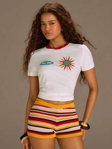 Athîral 女士太阳印花圆领短袖休闲露脐T恤 - 白色 - 查看 5