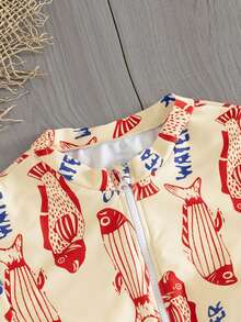 Swim SPRTY 女士红色连体泳衣，短袖，杏色底，饰以红色热带鱼条纹和圆点印花，立领，前拉链设计，运动风格，易于防晒，显瘦，活动自如，适合度假、海滩、浮潜、户外健身、冲浪、游泳池、海滩漫步等场合。 - 彩色 - 查看 9