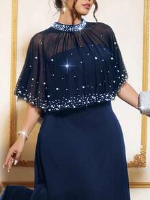 Cravure 大码女式优雅针织网纱随机珍珠水钻装饰修身长裙配披肩，两件套 - 藏蓝色 - 查看 4