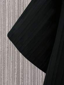 Manfinity Homme Men's Plain & Simple Daily Wear 2pcs Set (Random Print Cut), Cozy Outfits - Black - View 3