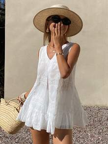 DAZY Sleeveless V-Neck Backless Tie Strap Camisole For Women - White - View 4