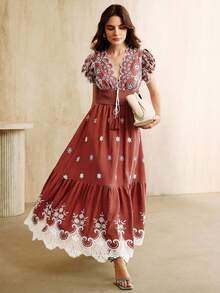 Anewsta Vintage Embroidered Lace Patchwork V-Neck Short Sleeve Waist Cinched Maxi Dress - Red - View 4