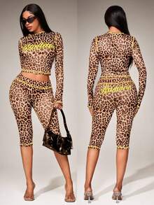Radiana 两件套女士性感休闲豹纹撞色拼接装饰弹力针织套装，基础款长袖圆领T恤+高腰修身七分裤，豹纹休闲套装，休闲套装，七分裤套装，长袖套装，简约基础款套装，适合日常休闲外出、购物、聚会、俱乐部、夜店、嘉年华、派对、街头时尚、Y2K风格 - 彩色 - 查看 9