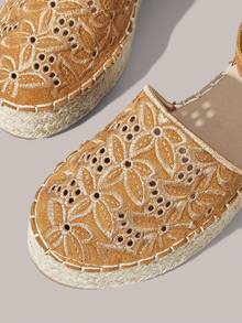 Styleloop 女士厚底圆头踝带刺绣休闲沙滩度假凉鞋，波西米亚风格 - 棕色 - 查看 5