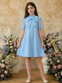 Pitira 儿童夏季服装，柔软舒适的浅蓝色纯色蝴蝶结装饰立领泡泡袖A字连衣裙，适合春、夏、秋、冬四季穿着，优雅公主风，正式场合、派对、生日派对等场合皆宜。这款连衣裙有多种款式，包括泡泡袖、蝴蝶结等，适合青少年女孩穿着。此外，还有适合青少年女孩的蓝色连衣裙、天蓝色连衣裙、蝴蝶结连衣裙、泡泡袖连衣裙、舞会礼服、优雅派对礼服、正式女童礼服以及蝴蝶结装饰女童派对礼服。 - 藍色 - 查看 4