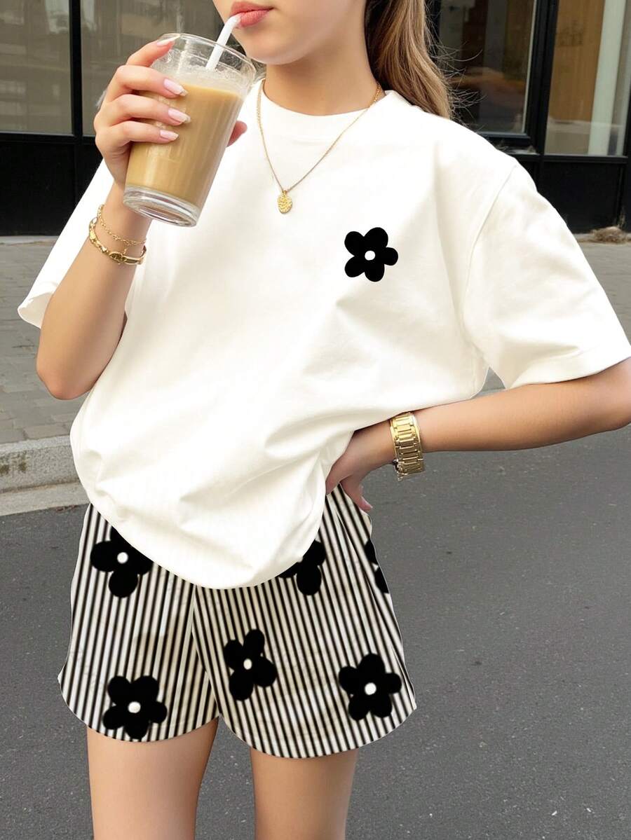 Retro Sweet Black & White Striped, Mini Floral Print, Graffiti Floral Pattern, Teen Girl Casual Loose Round Neck Short Sleeve T-Shirt And Shorts 2-Piece Set, Suitable For Spring And Summer - Multicolor - View 1