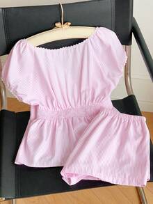 Comfortcana 2026新款夏季服装/夏季上衣/春季女装/冬季服装/节日服装/复活节/派对套装/女士沙滩装/婚礼/母亲毕业礼服/优雅女士衬衫/女士休闲衬衫/女士度假装/女士运动装/女士社交衬衫/奢华/Y2K三件套/女士职业装/乡村音乐会服装/亮片/荷叶边套装/女士印花T恤/55%棉粉色条纹两件套 - 淺粉色 - 查看 2