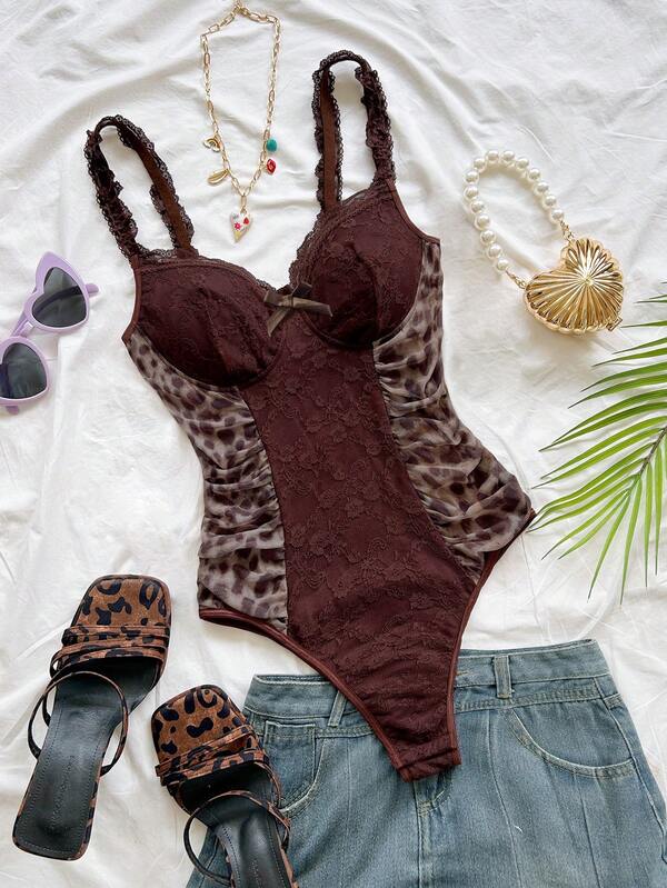 Soleia Vintage Pink Knitted Textured Lace Frill Trim Casual Bodysuit For Women