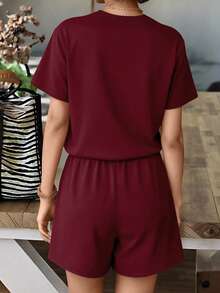 Silhoulove 2pcs Women's Casual Letter Print T-Shirt And Shorts Set, Summer,Holiday - Burgundy - View 2