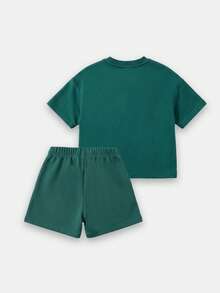 SUMWON Conjunto de niña de sudadera de cuello redondo con estampado de letras oversize y shorts a juego de ajuste relajado, conjunto casual de verano de dos piezas para vacaciones - Verde - Ver 2