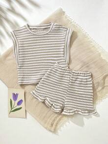 SHEIN Playful Pals 2pcs/Set Baby Girl Infant Toddler 0-3Y Casual Vacation Daily Black & White Striped Ruffle Sleeve Crew Neck T-Shirt Top And Shorts Set, Spring/Summer - Multicolor - View 1