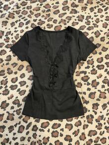 Elamini 夏季性感V领蕾丝蝴蝶结修身短袖T恤灰色上衣女装时尚2000年代初哥特风夏季 - 深灰色 - 查看 6